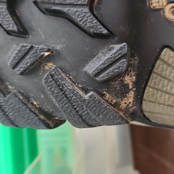 Columbia Men's Newton Explorer Boot - Brown Looks Like If Tried On Has Mud - Picture 5 of 5